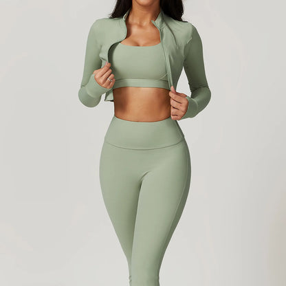Apex Shield™ Seamless Performance Jacket